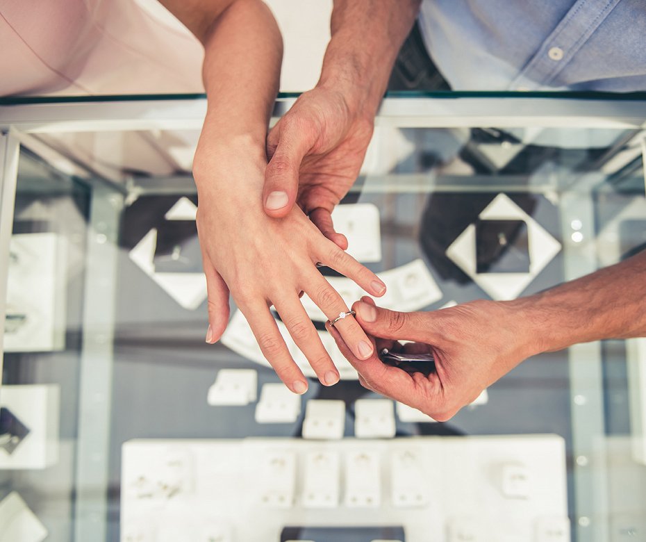 How much should I spend on an engagement ring?